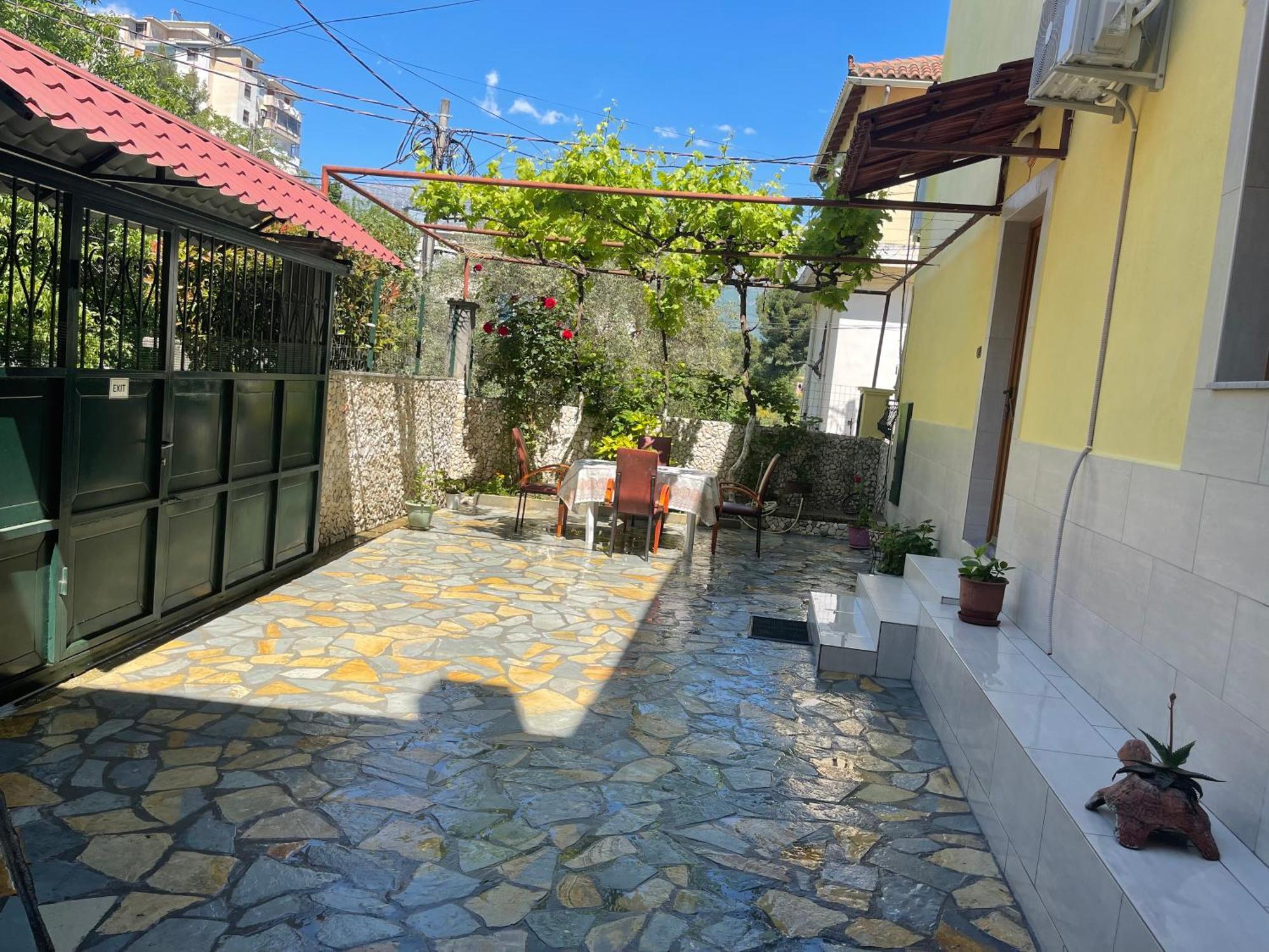Artur'S Apartment 2 Αργυρόκαστρο Εξωτερικό φωτογραφία
